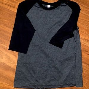 Brand New-Women’s 3/4 length Raglan Tshirt.